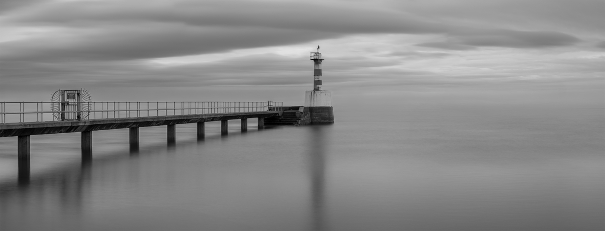 5th - Amble Lighthouse - Andy Laing